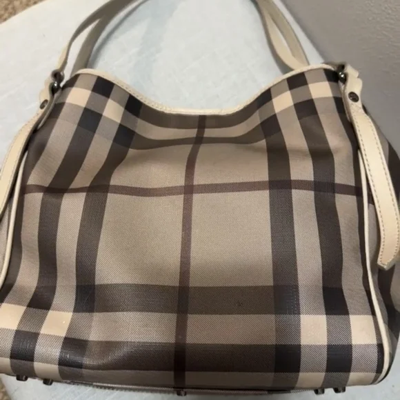 Burberry Cantebury Smoke Check Gray Plaid Tote with Cream Handles Preloved! - Picture 11 of 13